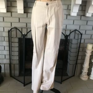 Old Navy Sweetheart Khakis